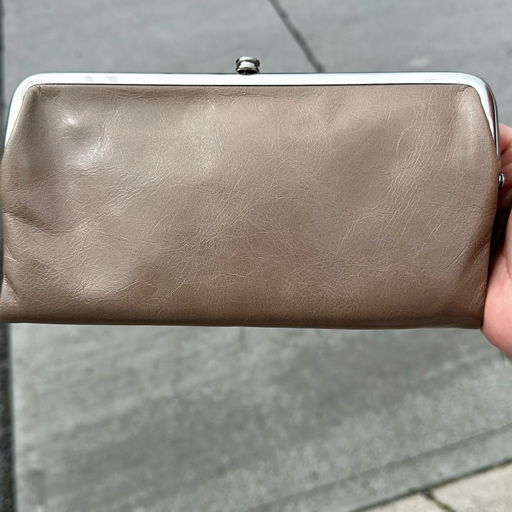 HOBO Lauren Leather Wallet, cobblestone